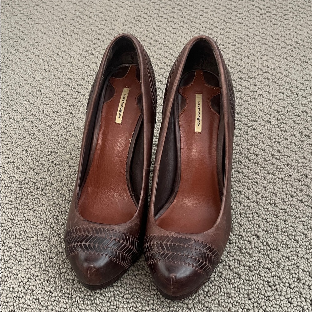Max Studio Dark Brown Leather Heels